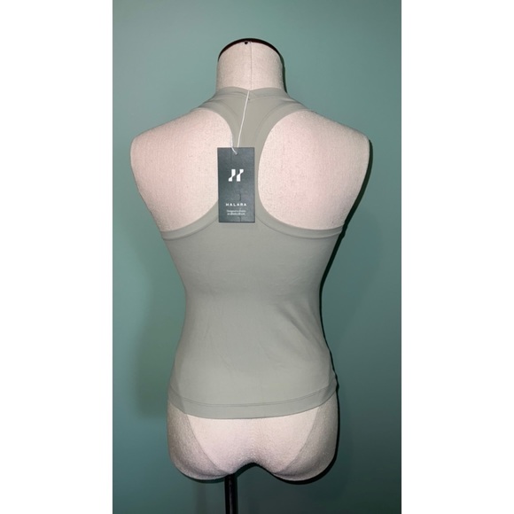 halara tank - Picture 4 of 7